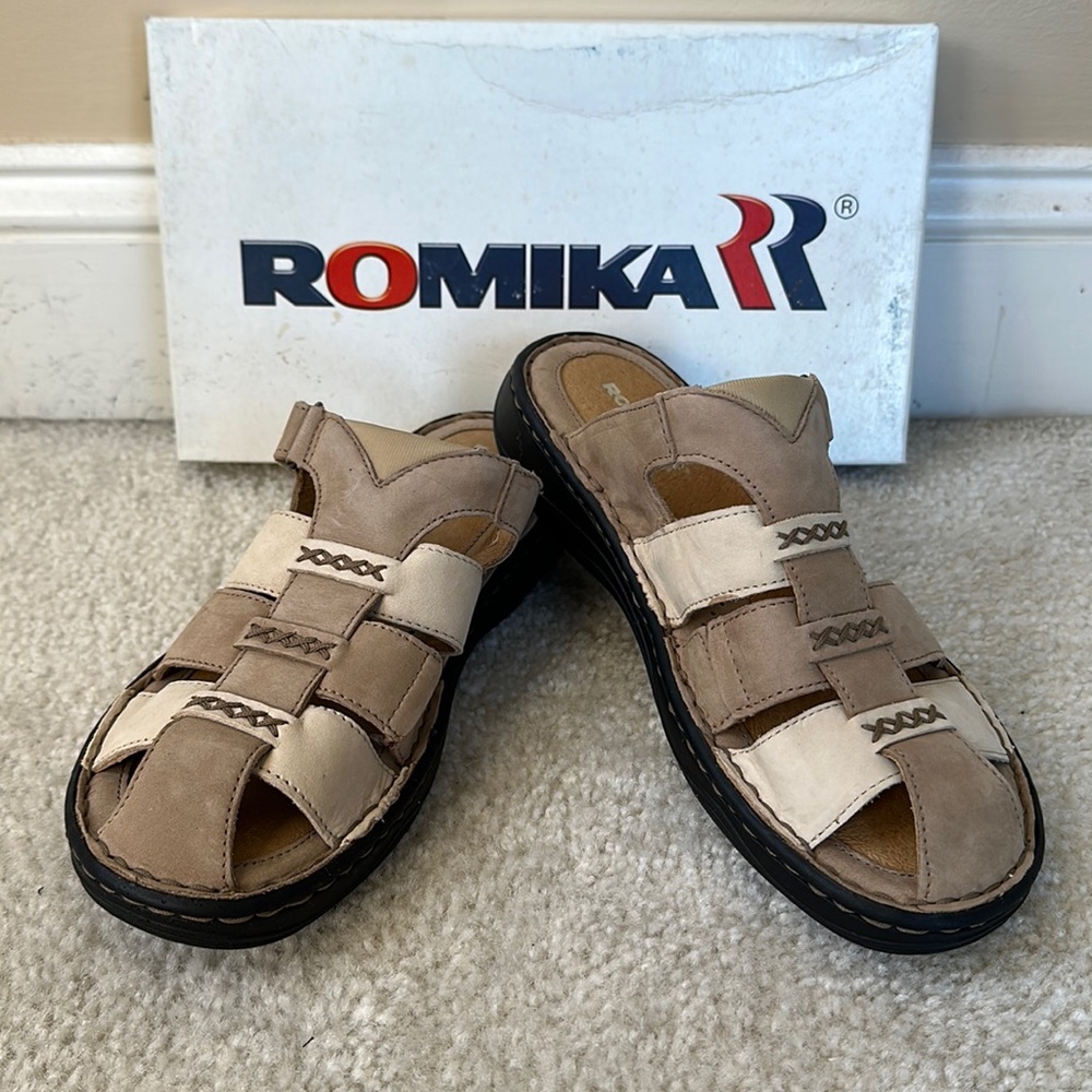 Romika Sand/Beige Ramona Sandals / New In Box